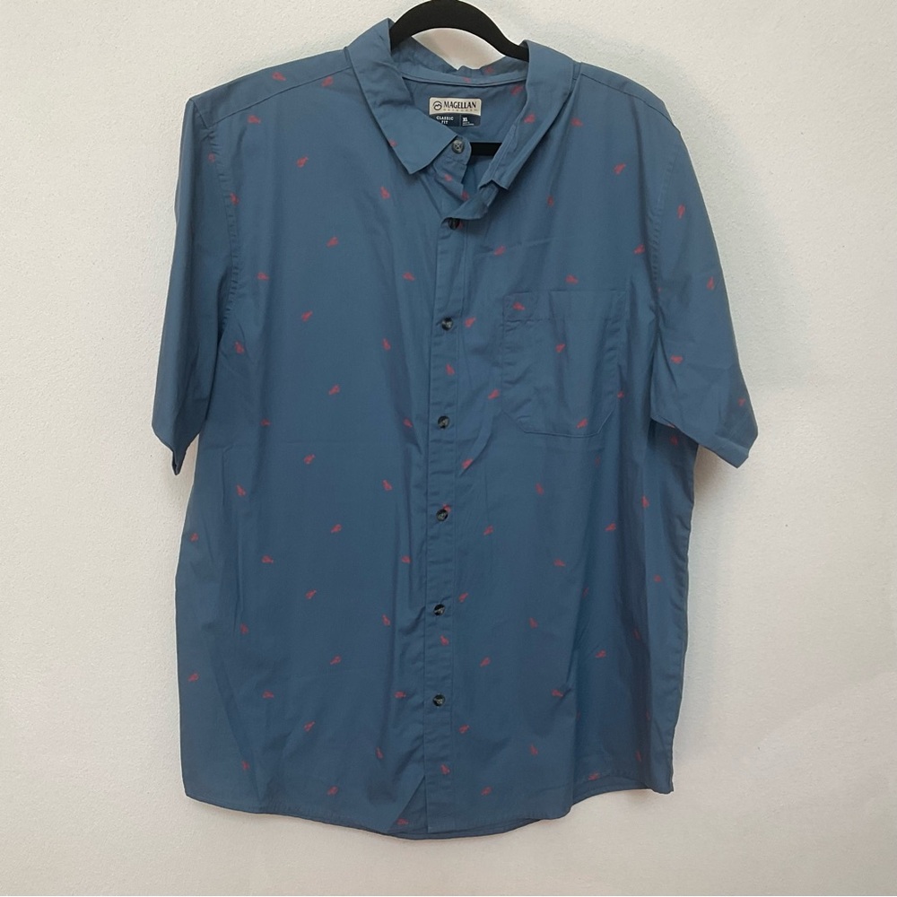 Magellan Outdoors Blue, Red Lobster Print Short Sleeve Button Down Shirt Size XL